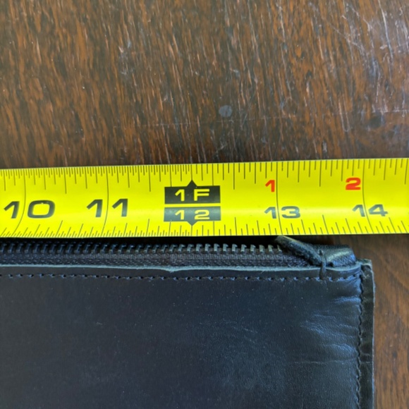 BLACK LEATHER LAPTOP ZIPPERED ENVELOPE/SLEEVE/CLUTCH - FITS 13" LAPTOP - NWOT - Picture 11 of 13